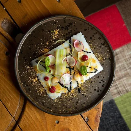 Di Corte Πανδοχείο